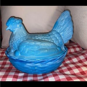 Large art glass chicken hen on nest blue 8”